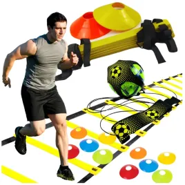 prezent-urodzinowy-dla-chlopca-mlodego-pilkarza-drabinka-trener-podan