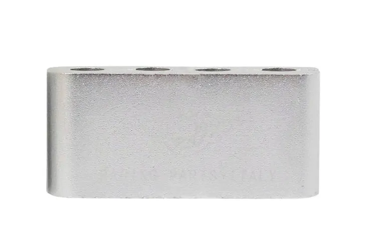 separator-przewodow-napiecia-4w-silver