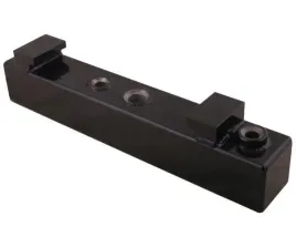 belka-do-mocowania-zebow-ladowacza-na-ramce-plycie-new-holland-cnh