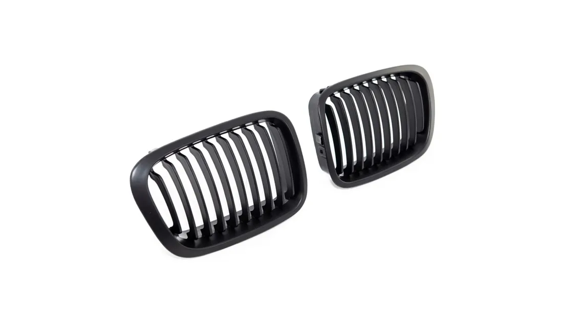 grill-bmw-3-e46-compact-pojedyncze-zeberka-matt-black
