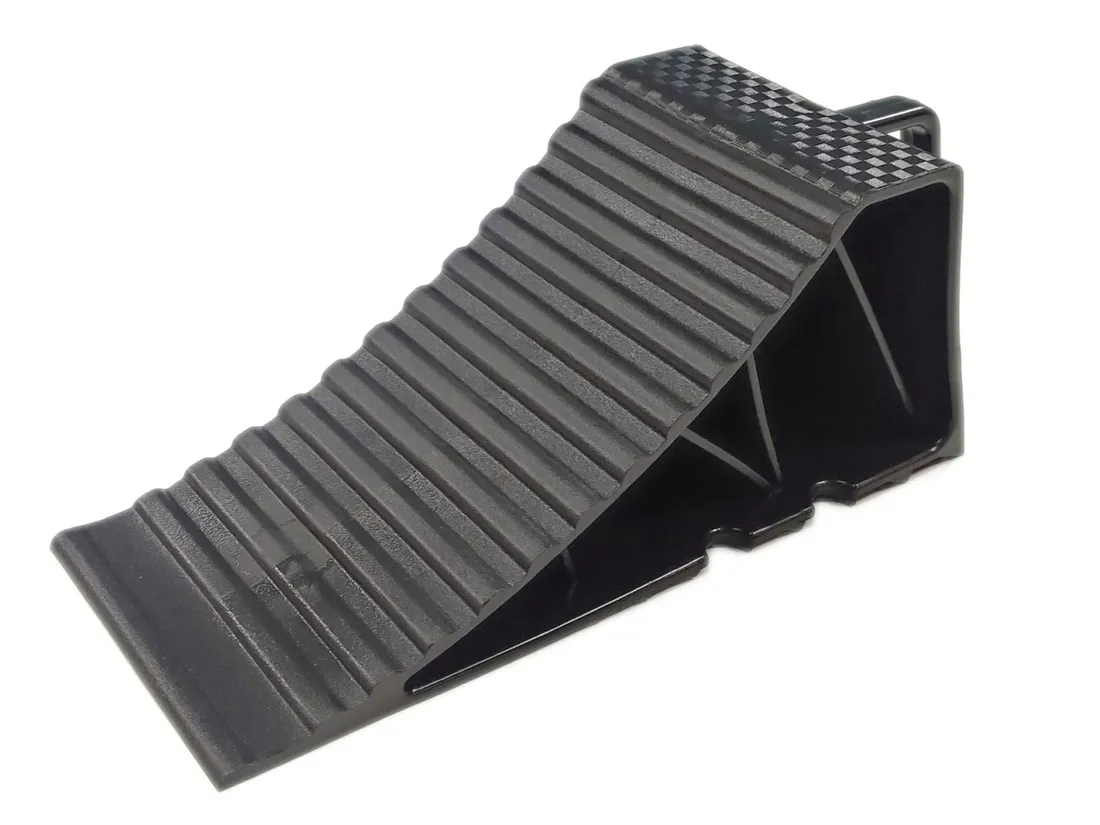 klin-blokada-pod-kolo-samochodowe