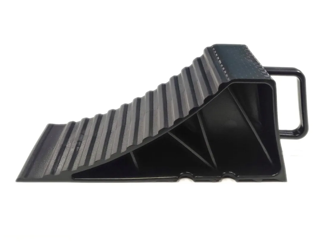 klin-blokada-pod-kolo-samochodowe-stan-nowy