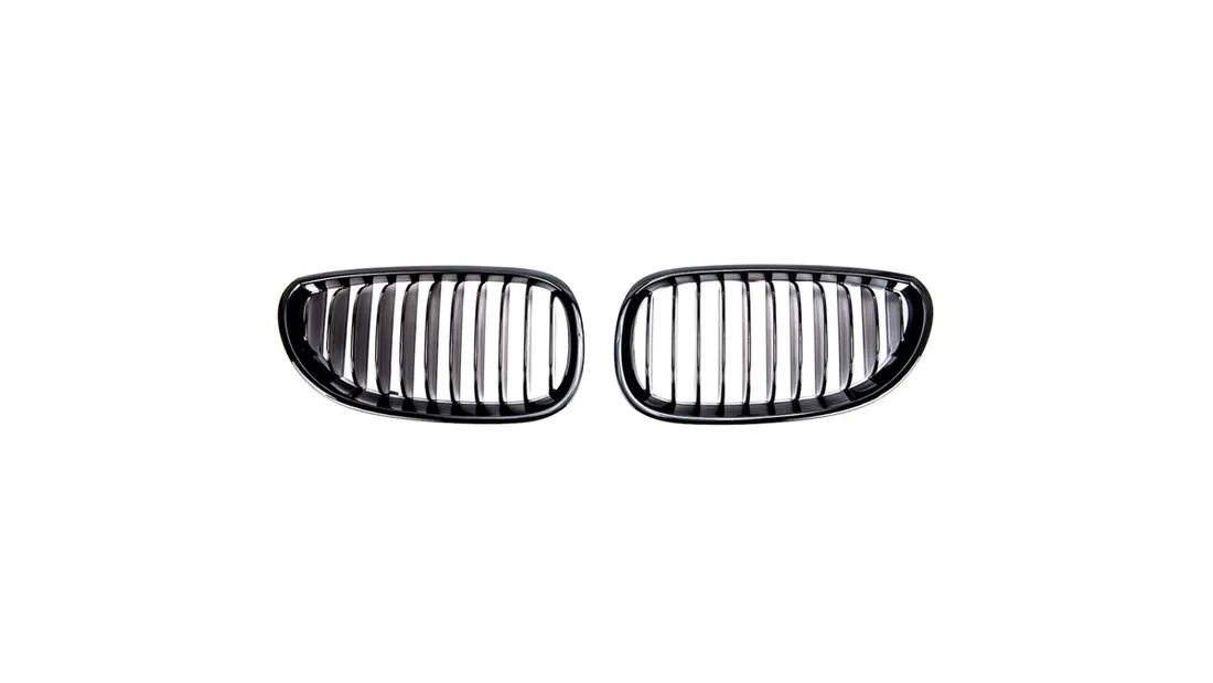 grill-bmw-5-e60-e61-pojedyncze-zeberka-gloss-black-stan-nowy