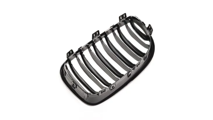 grill-bmw-1-e81-e82-e87-e88-facelift-podwojne-zeberka-gloss-black-producent-mtuning