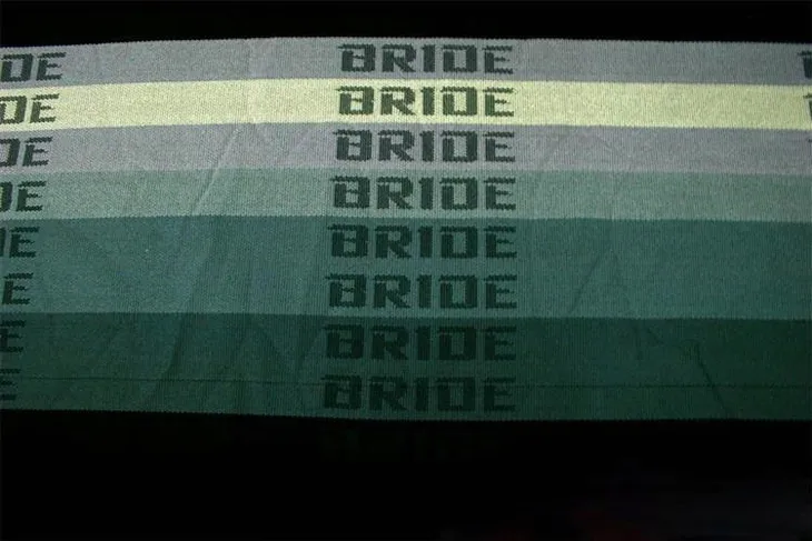 material-obiciowy-bride-szary-150x100cm-typ-samochodu-samochody-osobowe