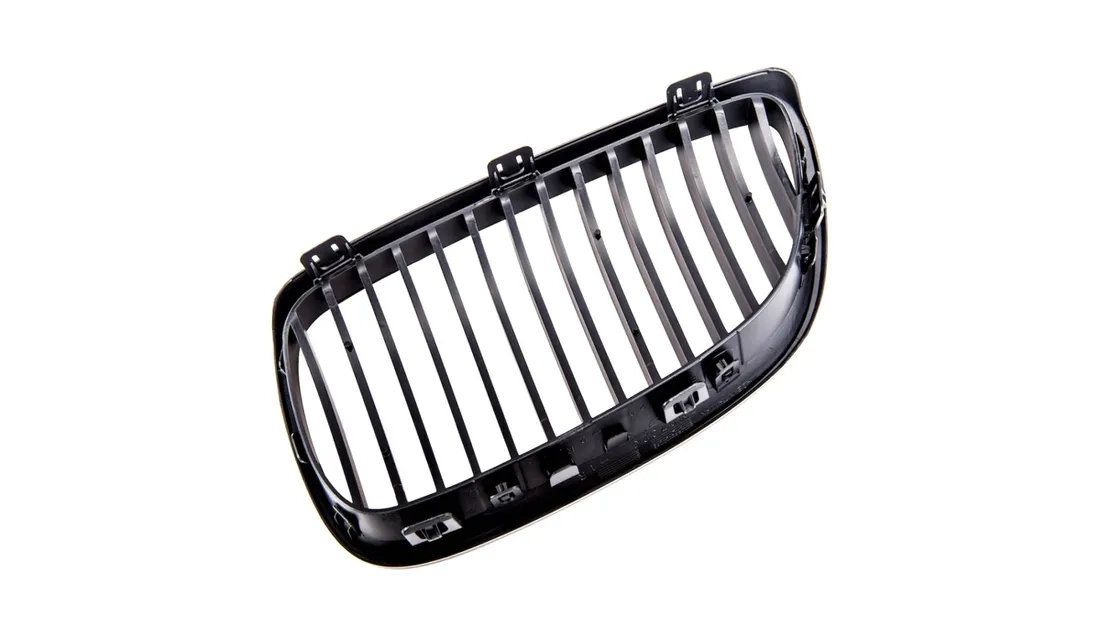 grill-bmw-3-e92-e93-pojedyncze-zeberka-matt-black