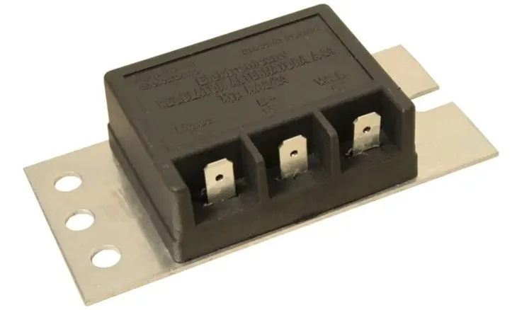 regulator-napiecia-24v-bizon-waga-z-opakowaniem-0-04-kg