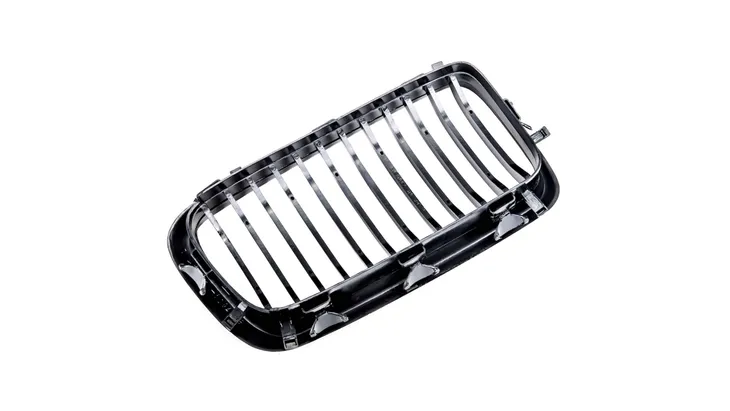 grill-bmw-7-e38-pojedyncze-zeberka-gloss-black-jakosc-czesci-zgodnie-z-gvo-p-zamiennik-o-jakosci-porownywalnej-do-oryginalu