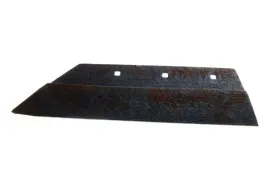 lemiesz-cienki-3-otwory-trapezowy-plug