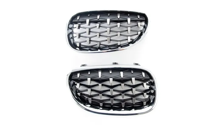 grill-bmw-5-e60-e61-gloss-black-and-chrome-stan-nowy
