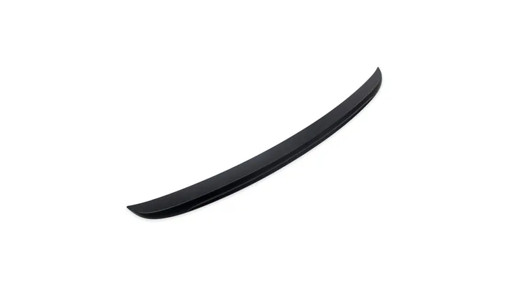 lotka-bmw-5-e60-lip-matt-black-kolor-czarny