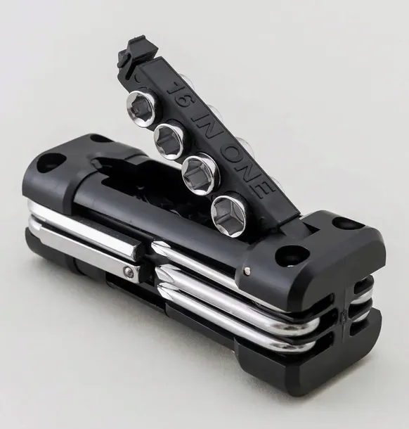 zestaw-narzedzi-naprawczy-13in1-multitool-prezent-narzedzia-srubokret-krzyzakowy-szpikulec-szydlo-inne