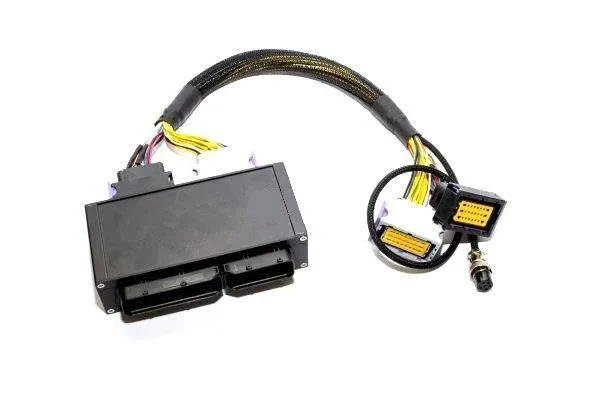 ecumaster-przejsciowka-18t-bam-do-emu-black