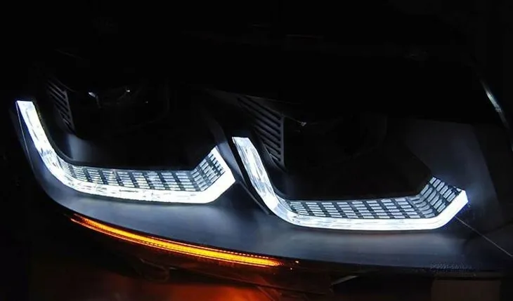 lampy-reflektory-led-dynamiczne-dts-do-vw-t6-1-20-strona-zabudowy-lewe-prawe