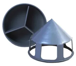 karmnik-na-gryt-z-przedzialem-czarny