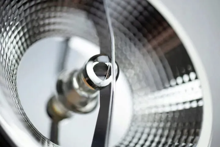 zarowka-led-ar111-15w-gu10-1050lm-biala-neutralna-kolekcja-ar111