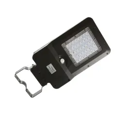 lampa-uliczna-solarna-15w-4000k-na-budowe-na-plac