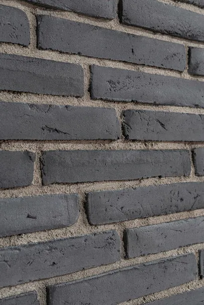 plytki-ceglane-long-dark-gray-rodzaje-cegiel-surowa