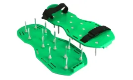 buty-z-kolcami-pod-wylewki-betonowe-zywica-farba