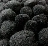 pompony-akrylowe-mix-czarne-pom-090-kolor-czarny