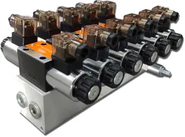 rozdzielacz-hydrauliczny-cetop-5-sekcji-60l-230v