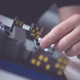 gra-smart-games-blokada-7-material-papier-metal-stan-nowy