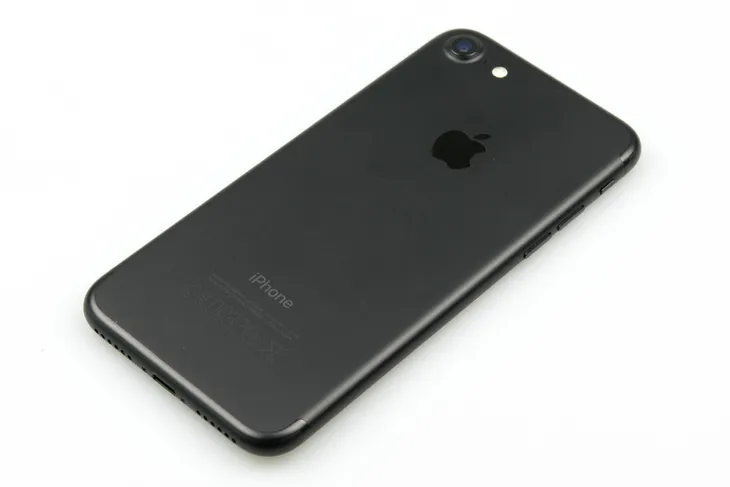 apple-iphone-7-32gb-space-gray-komunikacja-bluetooth