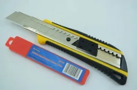 noz-nozyk-podgumowany-do-tapet-ostrza-10szt-moc