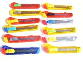 noz-do-tapet-noze-18-mm-ostrze-lamane-12-szt-tuba