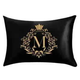 poduszka-satynowa-do-spania-satyna-czarna-monogram
