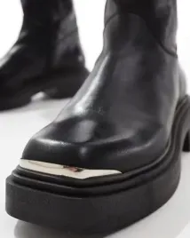 steve-madden-constance-knee-boots-in-black-leather-r-41