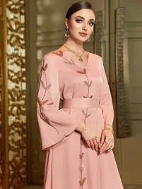 sukienka-satynowa-maxi-rozowa-elegancka-zdobiona-z-dekoltem-v-shein-xl-42