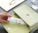 pudelko-leki-tabletki-pojemnik-organizer-liczba-przegrodek-na-dobe-1