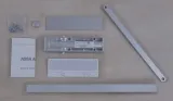samozamykacz-szynowy-assa-abloy-dc140-brazowy-maksymalna-szerokosc-drzwi-90-cm