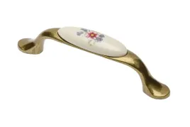 uchwyt-meblowy-gtv-728p-c96-mm-l125-mm-spring-flower-antyczny-mosiadz