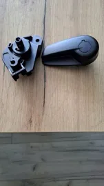 uchwyt-raczka-mocowanie-ciegno-otwierania-maski-ford-mondeo-mk5-fusion