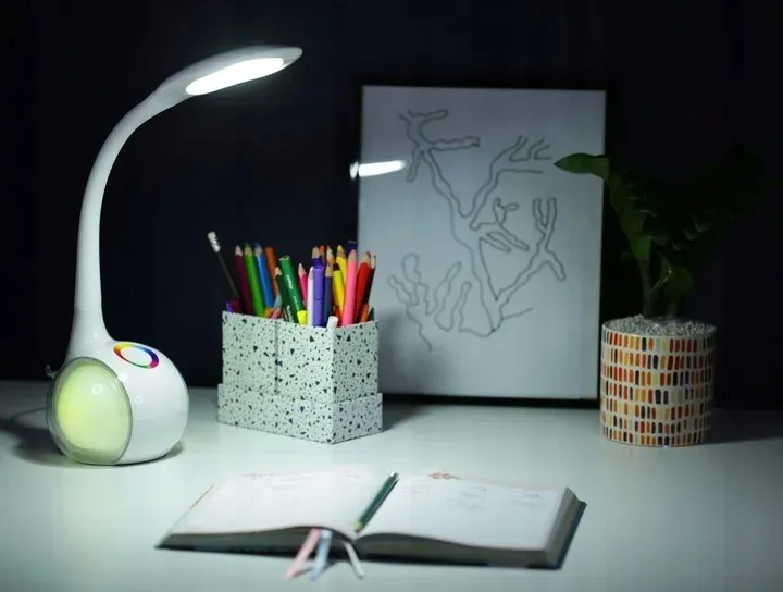 lampka-biurkowa-led-biurko-lampa-dla-dziecka-rgb-maksymalna-moc-pojedynczego-zrodla-swiatla-5-w