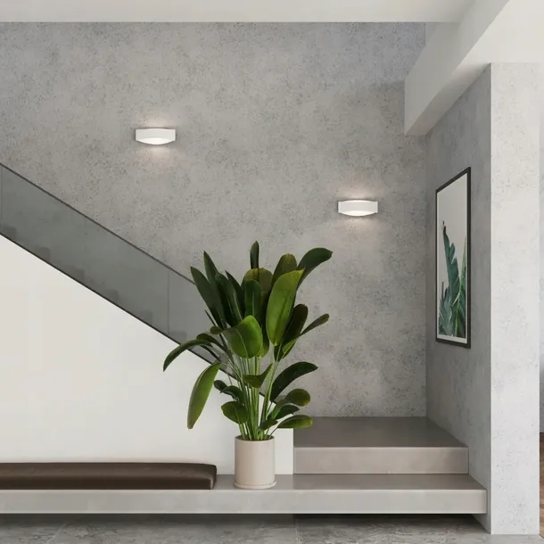 kinkiet-toni-bialy-stan-nowy-material-dominujacy-aluminium