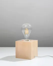 lampa-biurkowa-drewniana-ariz-minimalistyczna-elegancja