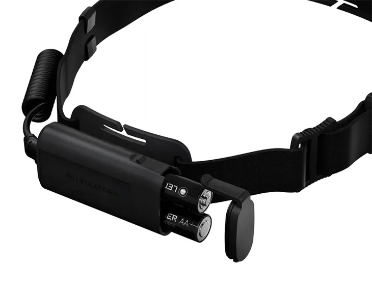 latarka-ledlenser-h5-core-maksymalna-sila-swiatla-350-lm