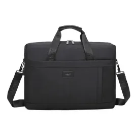 czarna-torba-na-laptopa-17-potr-usb-na-ramie