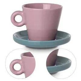 filizanka-na-kawe-espresso-100ml-rozowa-z-turkusowym-spodkiem-z-porcelany