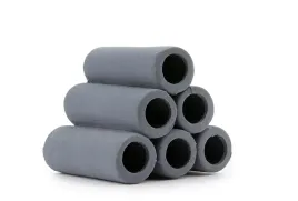 ozdoba-ceramiczna-dekoracja-do-akwarium-piramida-z-otworami-u935-7-cm