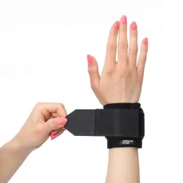 stabilizator-nadgarstka-usztywniacz-dloni-wspomaga-stawy-czarny-msupport