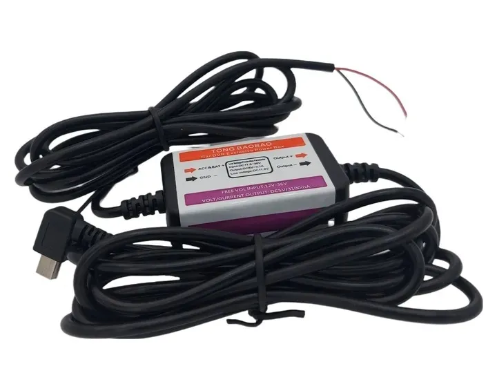 adapter-trybu-parkingowego-zasilacz-samochodowy-rozdzielczosc-sd-vga-640-x-480-hd-1280-x-720-full-hd
