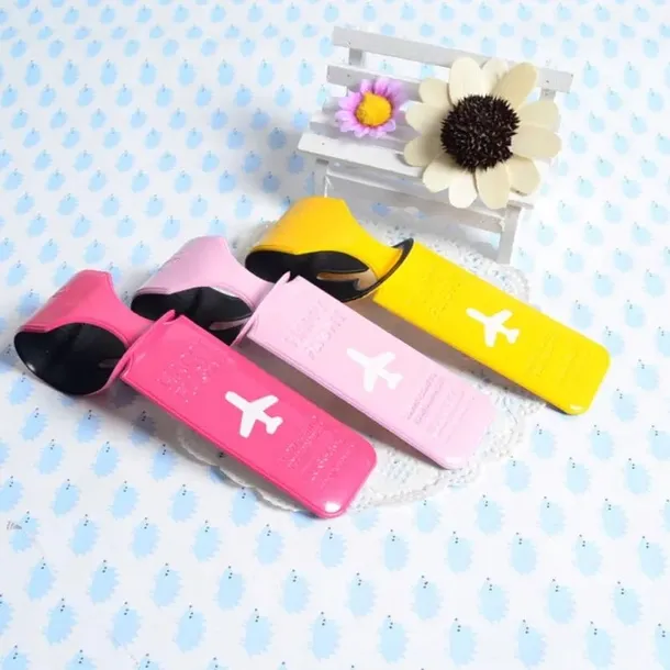 identyfikator-adresowy-na-walizke-do-samolotu-rodzaj-adresownik