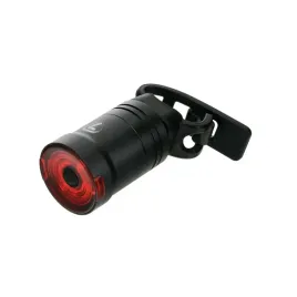 tylna-lampka-rowerowa-automatyczne-swiatlo-stopu