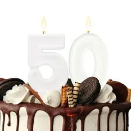 swieczki-50-urodzinowe-na-rocznice-biale-brokatowe-cyfry-5-i-0-na-tort