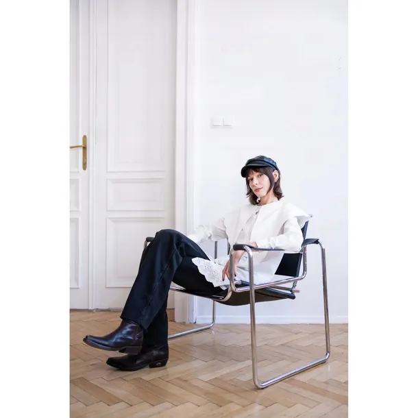 kaszkiet-boxley-ecru-material-dominujacy-poliester