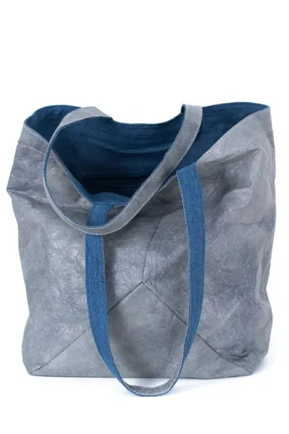 torebka-paper-srebrny-plec-produkt-damski